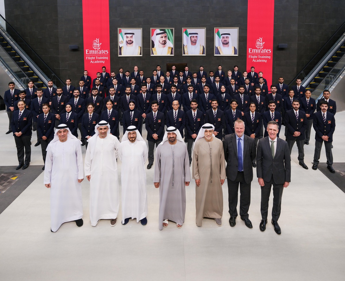 Emirates Flight Training Academy Graduates 77 New Pilots in UAE